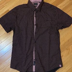 Seven Diamonds short sleeved button down size M